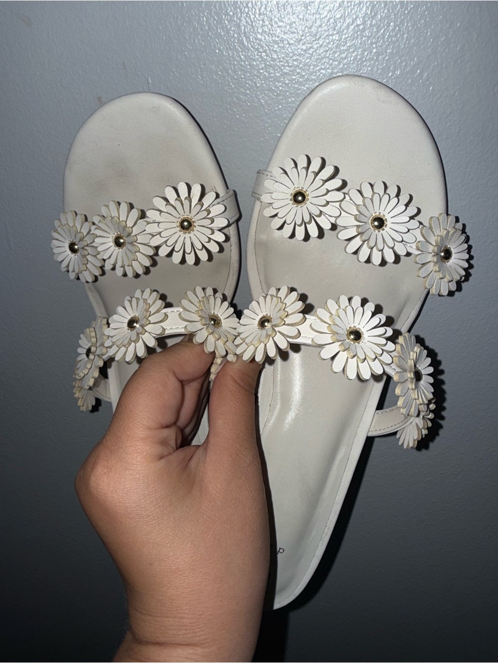 White Floral Daisy Leather Slide Sandals - Women